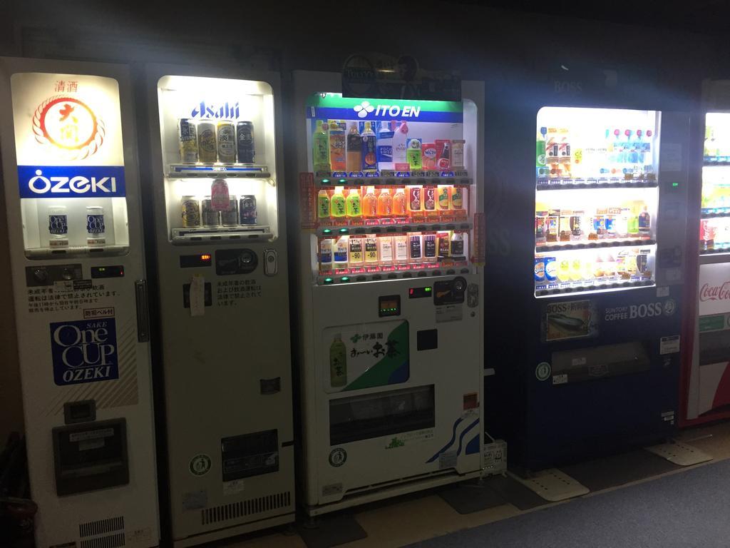 Business Hotel Shinbashi โอซาก้า ภายนอก รูปภาพ