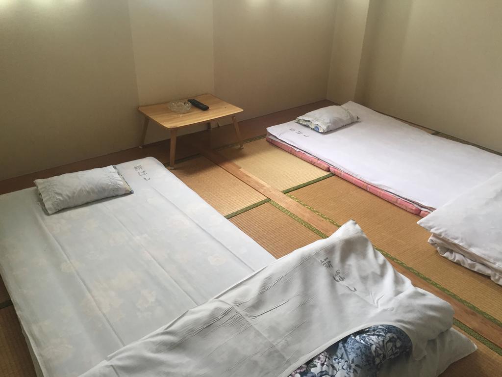 Business Hotel Shinbashi โอซาก้า ภายนอก รูปภาพ